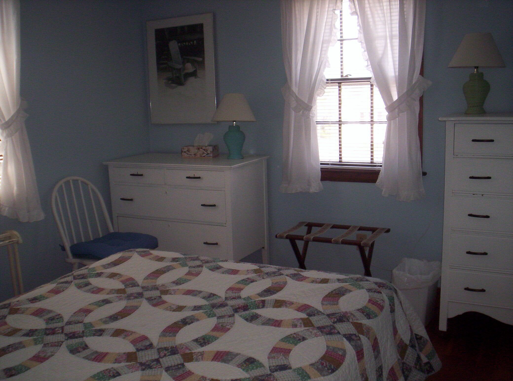 HUMAROCK BEACH Ocean Front Cottage Summer WEEKLY RENTAL 