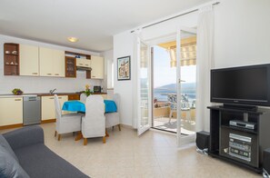 TV, stereo - Seaview apartment in beautiful Rabac for unique holiday experience (Rabac)