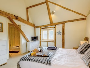 3 bedrooms, free WiFi, bed sheets - 3 bedroom accommodation in Tacolneston, near Wymondham (Tacolneston, near Wymondham)