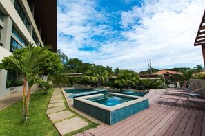 室外 Spa 池