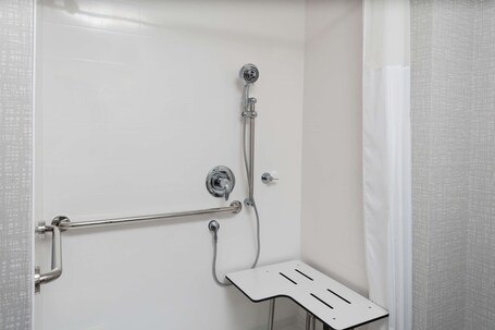 Hampton Inn Suites Avon Indianapolis - Image 29