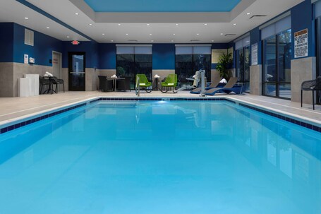 Hampton Inn Suites Avon Indianapolis - Image 10
