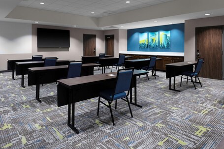 Hampton Inn Suites Avon Indianapolis - Image 25