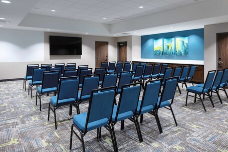 Hampton Inn Suites Avon Indianapolis - Image 26
