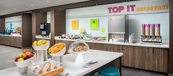 Tru By Hilton Orlando Convention Center Area, FL