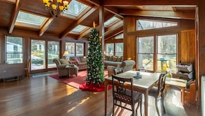 Living area - Hearthstone- AppSki Mtn home with it all: hot tub, game room, fire pit, pets! (Blowing Rock)