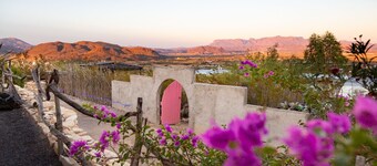 Mimi's Guestroom - Texas' best kept secret!