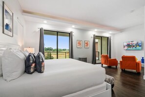 6 chambres, fer et planche à repasser, Wi-Fi gratuit, draps fournis