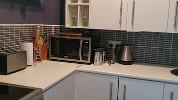 Lägenhet Deluxe - tillgänglighetsanpassat - privat badrum (Lux Apartment) | 1 sovrum