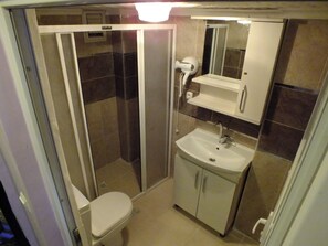 Apartment, 1 Bedroom | Bathroom