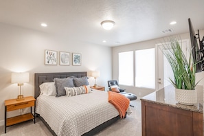 Townhome, Multiple Beds (Sunshine Oasis) | 4 bedrooms - Sunshine Oasis (St. George)