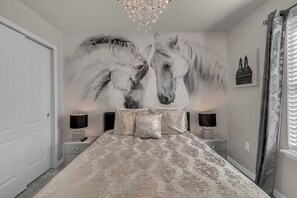 5 bedrooms, travel cot, WiFi, bed sheets