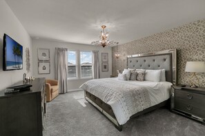 5 quartos, ferros/tábuas de passar roupa, Wi-Fi, roupa de cama