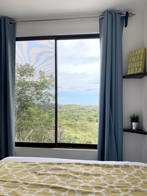 2 chambres, coffres-forts dans les chambres, Wi-Fi, draps fournis