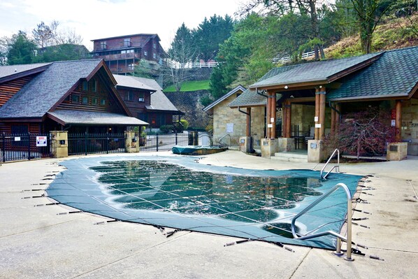 Indoor pool, outdoor pool