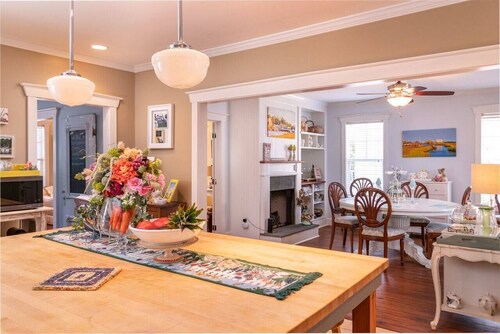 Bell Clemmons House B&B