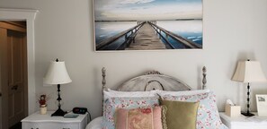 Key West Room | Individually decorated, individually furnished, iron/ironing board
