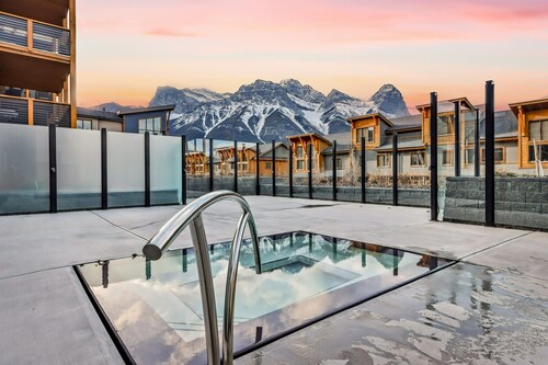 Spring Creek Mountain Haven Luxury 2Bdr -huoneisto