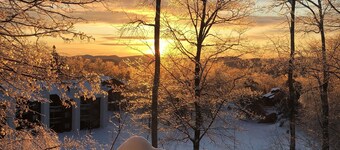 Kettle Brook 2 BR & 2 BA ski in/out condo on Okemo Mountain