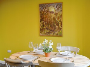 Unclassified image, 5 of 8, button - Dutch Barn One - UK12872 (Ymwlch, near Porthmadog)