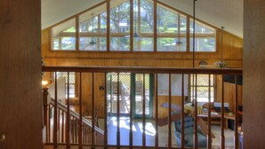 Unclassified image, 5 of 47, button - Core Sound Lodge (Harkers Island)