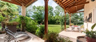 Gite climatisé, à la campagne, idéal pour les familles ! A 5 min de Tournus