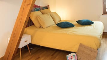2 chambres, fer et planche Ă  repasser, Wi-Fi, draps fournis