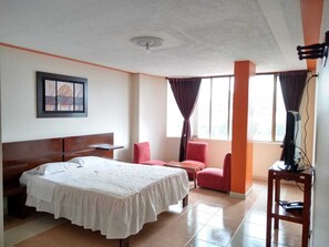 Free WiFi, bed sheets - Hotel Marques Plaza (Ipiales)