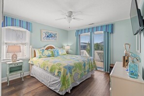 4 室のベッドルーム、WiFi (無料)、ベッドシーツ