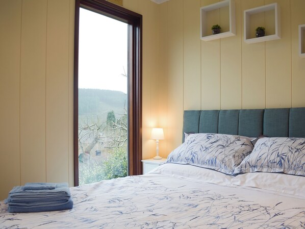 2 habitaciones, wifi gratis y ropa de cama