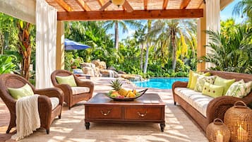 Piscine extérieure, piscine chauffée