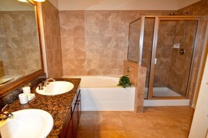 Condo | Baño | Toallas 