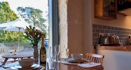 1 bedroom accommodation in Near Ladybank, Cupar
