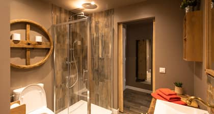 J&J Room - Exceptional accommodation near Provins. www.jj-accommodation.fr