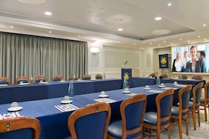 Meeting facility - Villa Medici (Rocca San Giovanni)