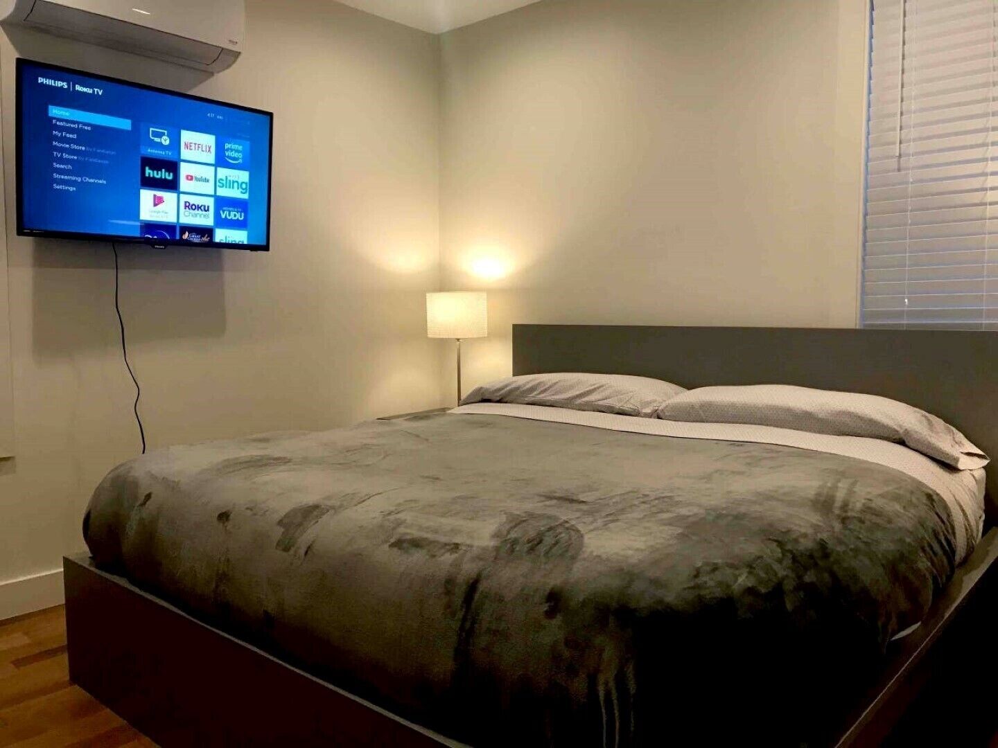 Luxury OneBedroom Condo #11-3 Federal Hill LongTerm PLEASE READ DESCRIPTION 