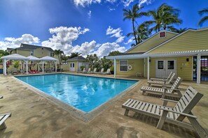 A heated pool - Waikoloa Village Home in Resort Golf Community (Waikoloa Village)