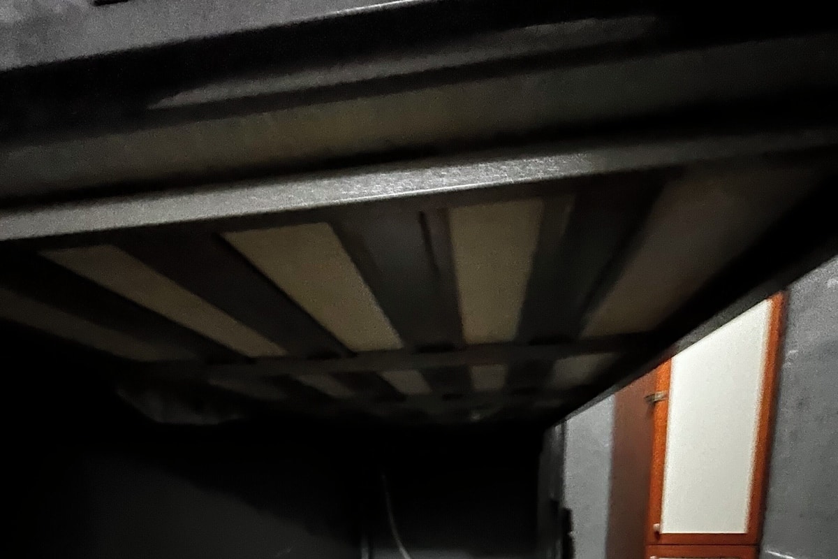 Economy Room, Men only, Ground Floor | Blackout drapes, free WiFi, bed sheets