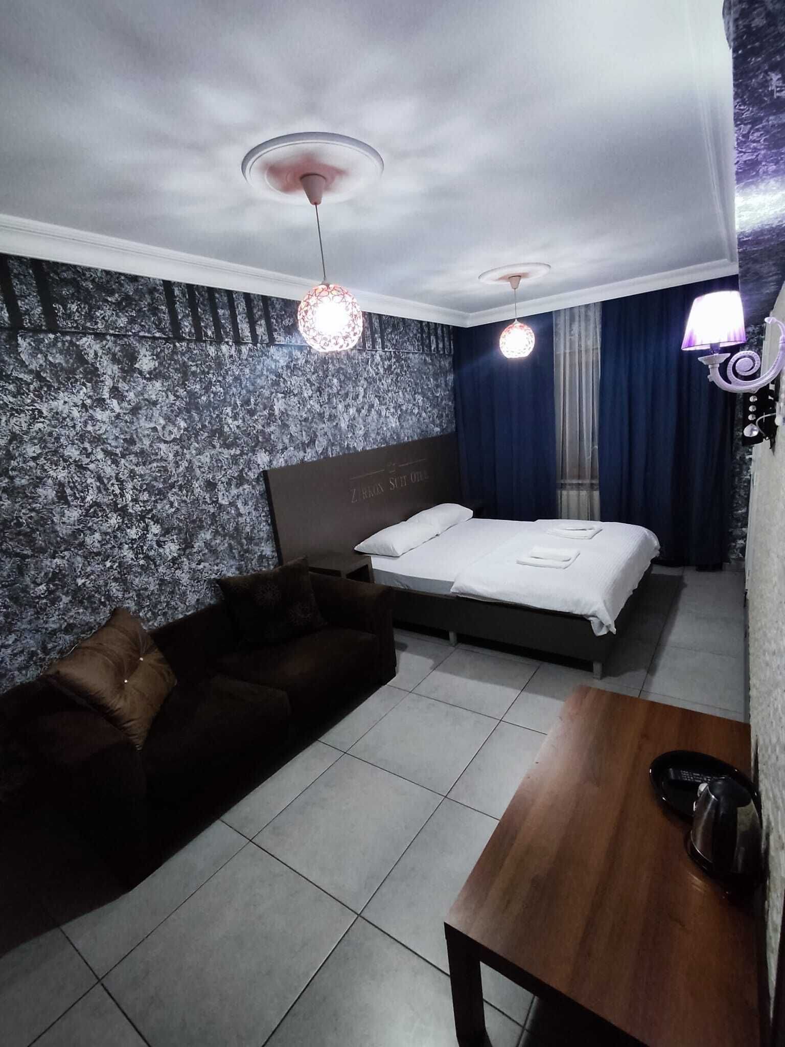 Quarto quádruplo standard, em dormitório misto | Cortinas blackout, Wi-Fi de cortesia, roupa de cama