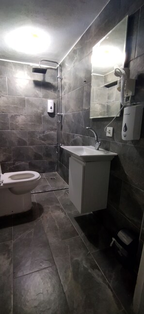 Free toiletries, slippers, towels