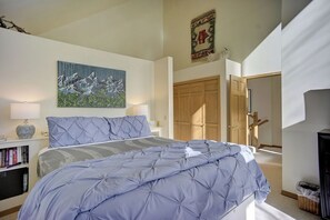 3 Schlafzimmer, Reisekinderbett, WLAN, Bettwäsche