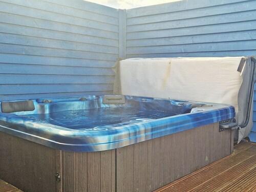 2 makuuhuoneen majoitusta Meyssä, lähellä Thursoa