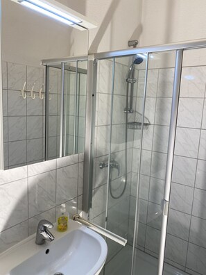 Apartamento, banheiro privativo | Banheiro