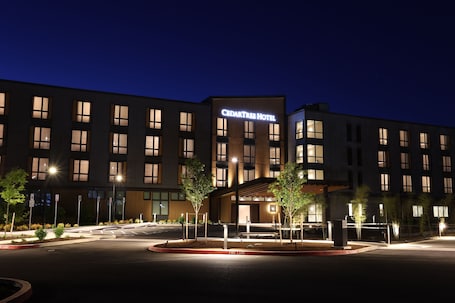 Exterior. Cedartree Hotel Portland Hillsboro