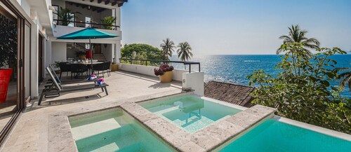 Bahía Linda, Freshly Renovated Oceanview Getaway
