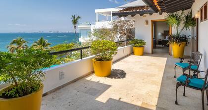 BahĂa Linda, Freshly Renovated Oceanview Getaway