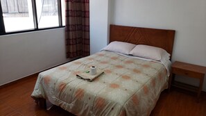 Free WiFi, bed sheets - Rabaal (Cusco)