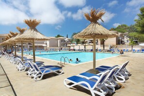 Pool - Apparts Rénovés à 400m de la Plage | Accès Piscine (La Londe les Maures)