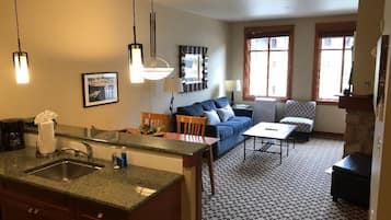 TV, fireplace, DVD player