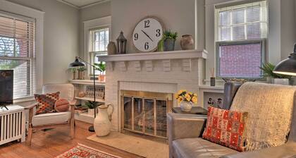 Vintage Chic Cottage < 1 Mile to UNC Greensboro!